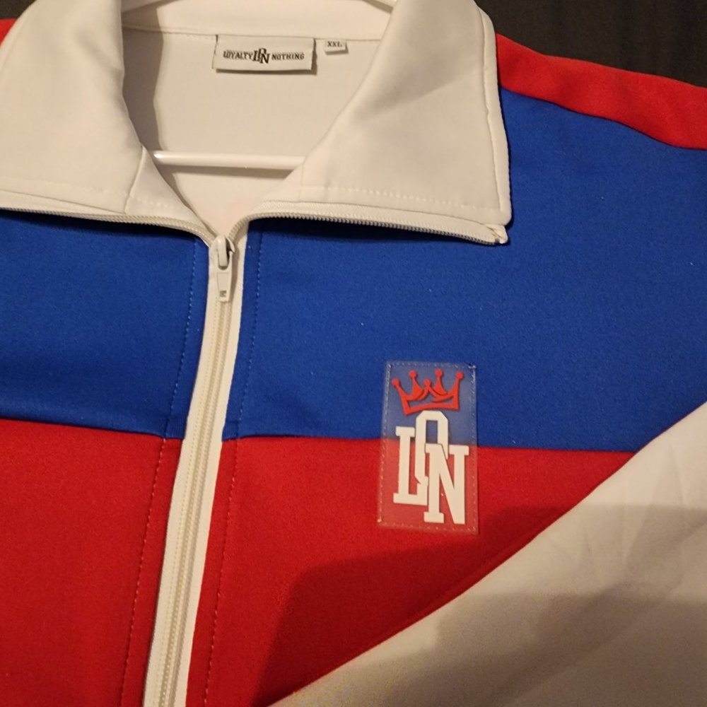 Jacket - Picture 2 of 3